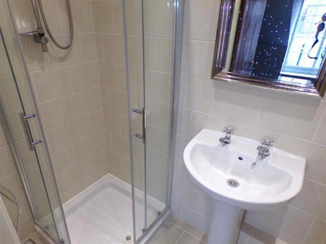 Manor House Hotel Bootle  Bagian luar foto
